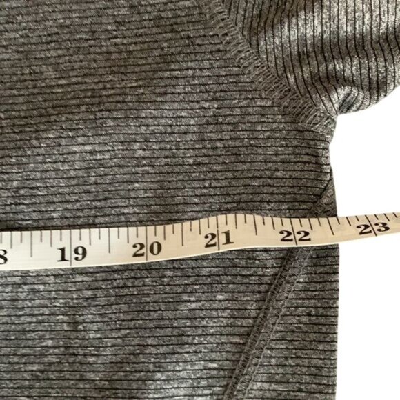 Fresno State Bulldogs Long Sleeve Colosseum Shirt Gray & Red XL Polyester Blend - Picture 9 of 10